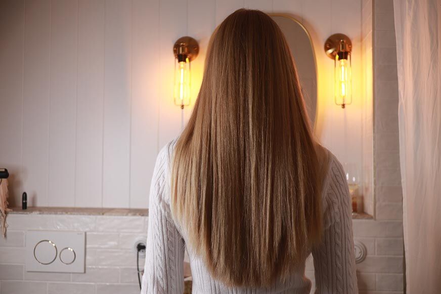 Волосы после выпрямления с помощью Dyson Corrale. 